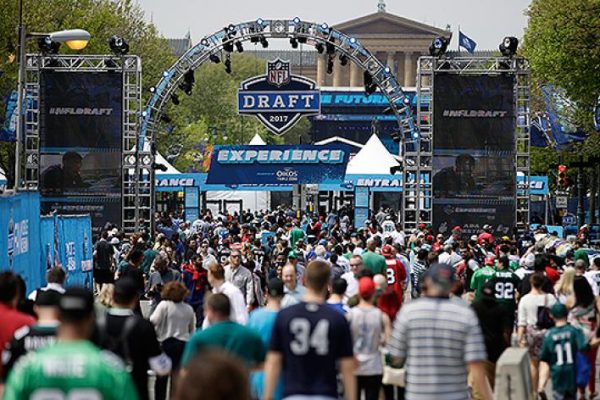 ap-nfl-draft-art-museum